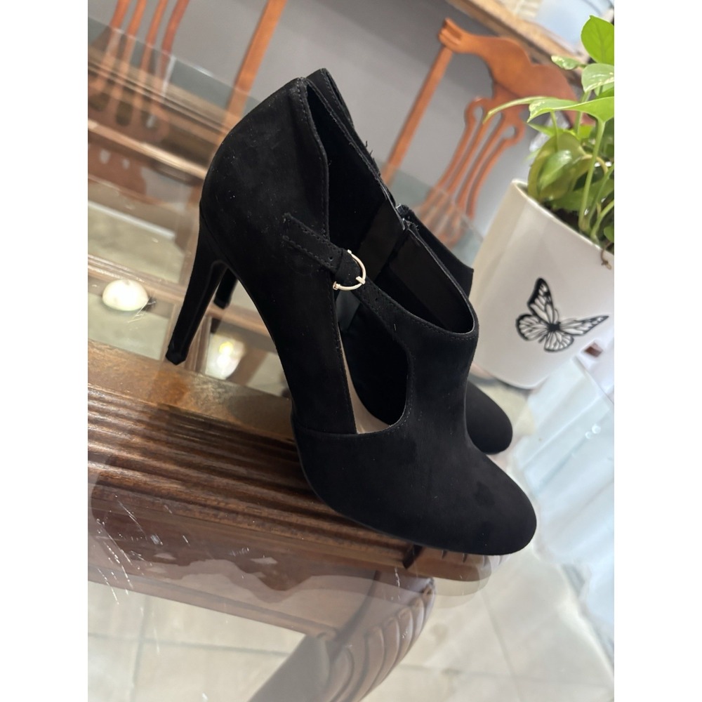 Kelly & Katie Black Suede Mary Jane Stiletto Heels Round Toe Buckle Strap US 8 - Picture 5 of 10